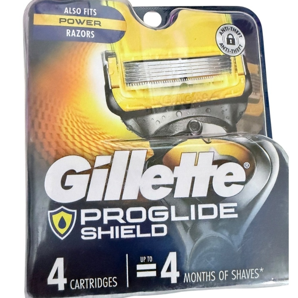 Gillette ProGlide Shield 4 Cartridges 4 Months of Shaves *Free Shipping*
